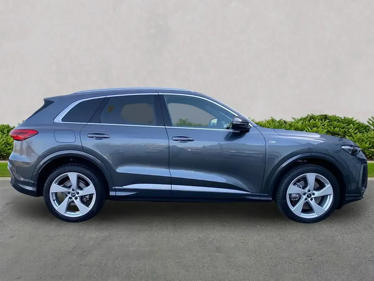 Used Audi Q5 S-Line 204 HP (150 kW) 2025 Other SUV
