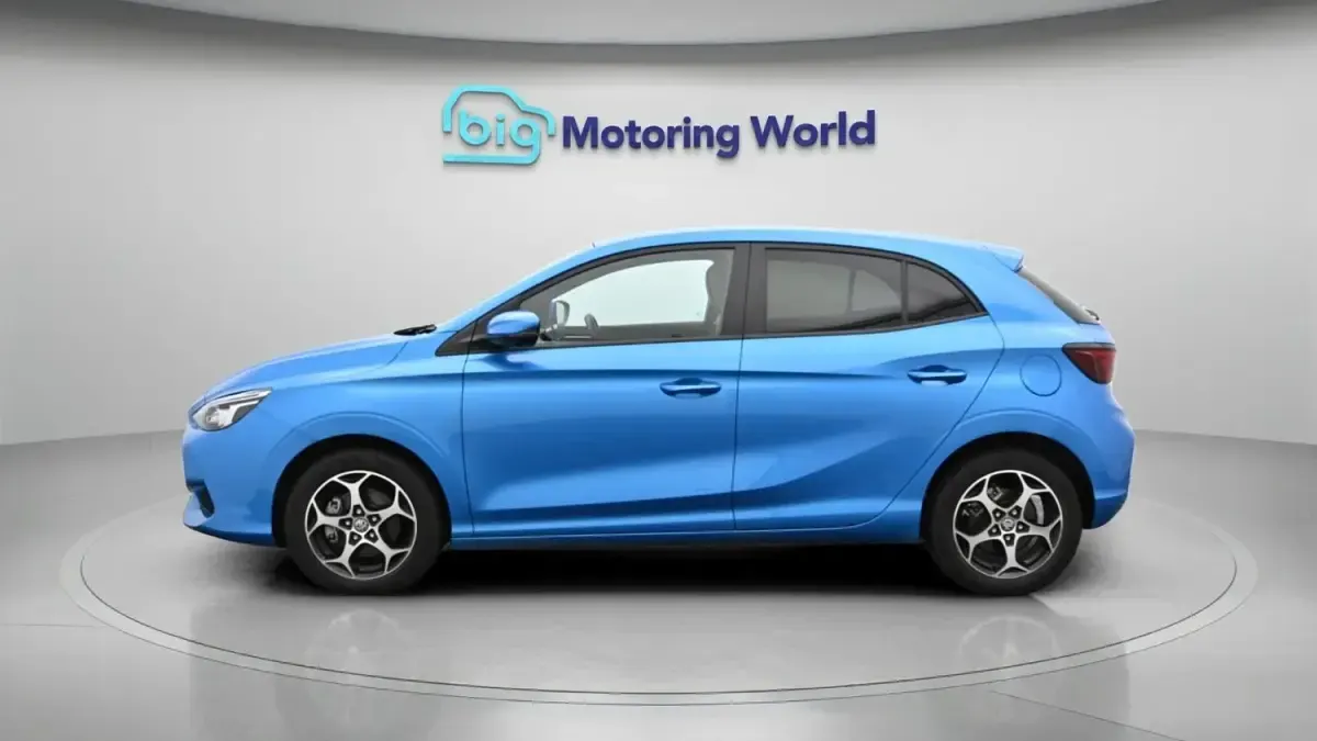 Usado MG MG3 Trophy 192 HP (141 kW) 2024 Azul Citadino