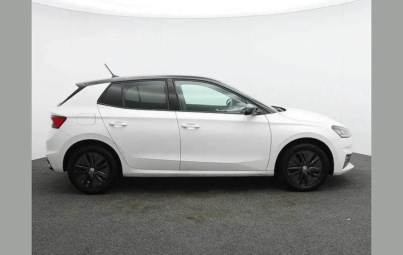 Used Skoda Fabia Colour Edition 113 HP (83 kW) 2024 White Hatchback