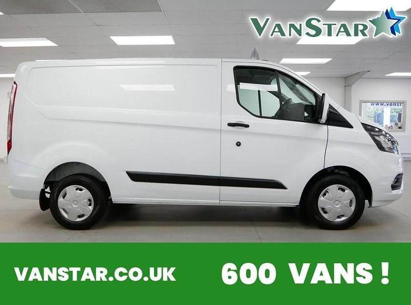 White Used 2022 Ford Transit Custom Trend | £18,789 (Fair price) - Image 1/4