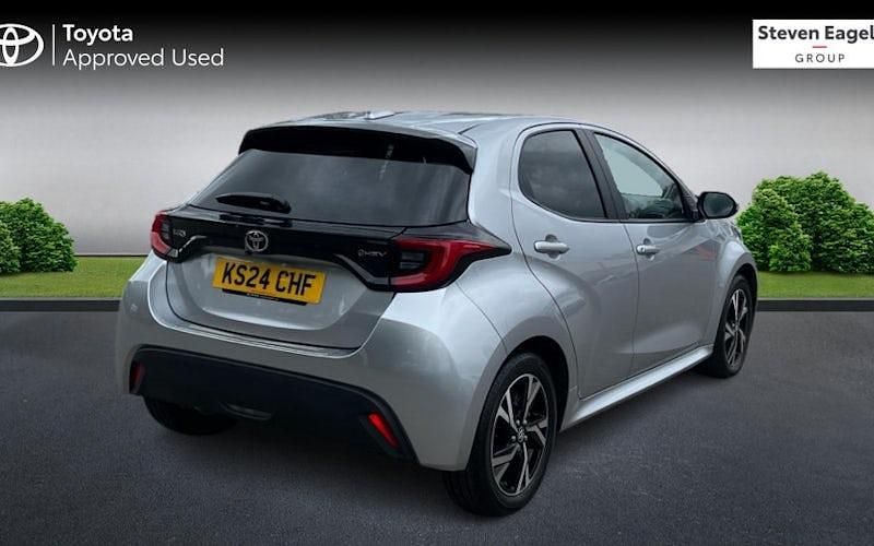 Used Toyota Yaris Hybrid Design 116 HP (85 kW) 2025 Hatchback