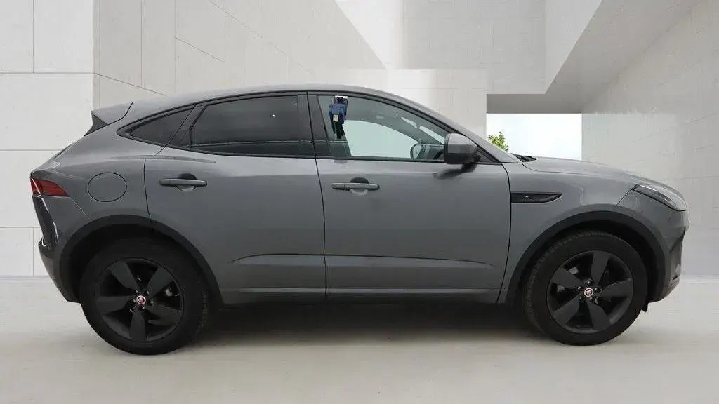 Used Jaguar E-Pace Chequered Flag 180 HP (132 kW) 2019 Grey SUV
