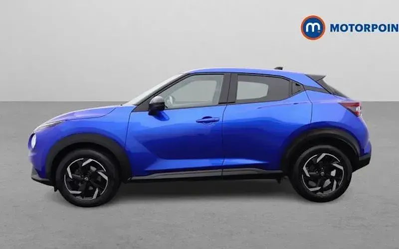 Used Nissan Juke N-Connecta 114 HP (83 kW) 2023 Blue SUV