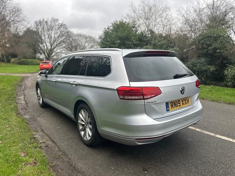 Used VW Passat Business 150 HP (110 kW) 2019 Silver Estate