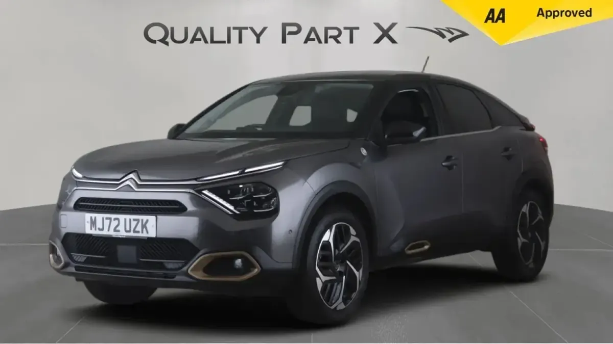 Usado Citroën C4 110 CV (80 kW) 2022 Gris Utilitario