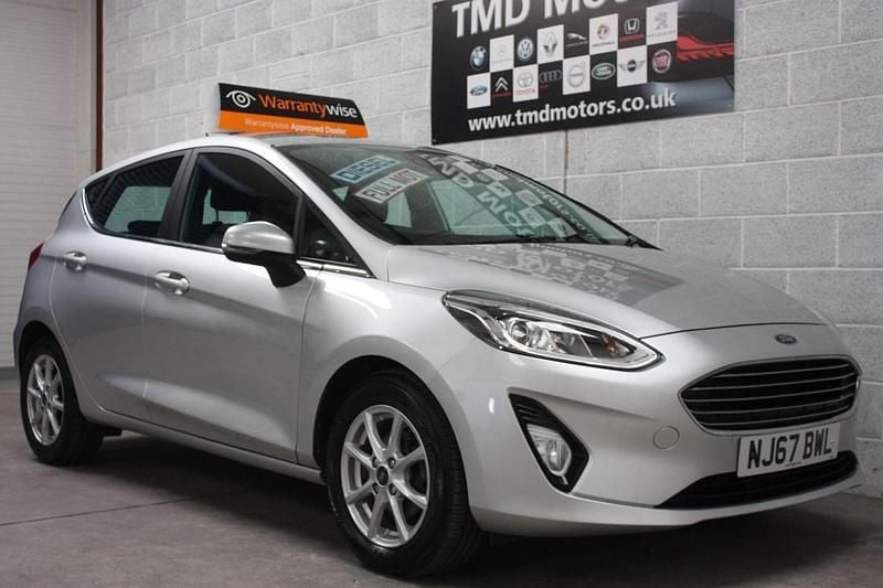 Silver Used 2018 Ford Fiesta Zetec Hatchback | £6,595 (Good price) - Image 1/4
