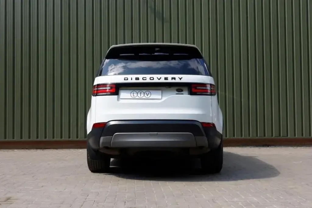 Used Land Rover Discovery HSE 2018 White SUV
