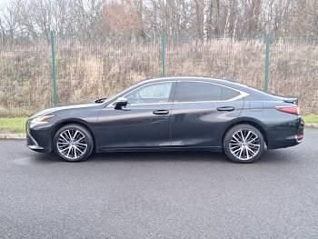 Used Lexus ES300H 218 HP (160 kW) 2022 Black Sedan