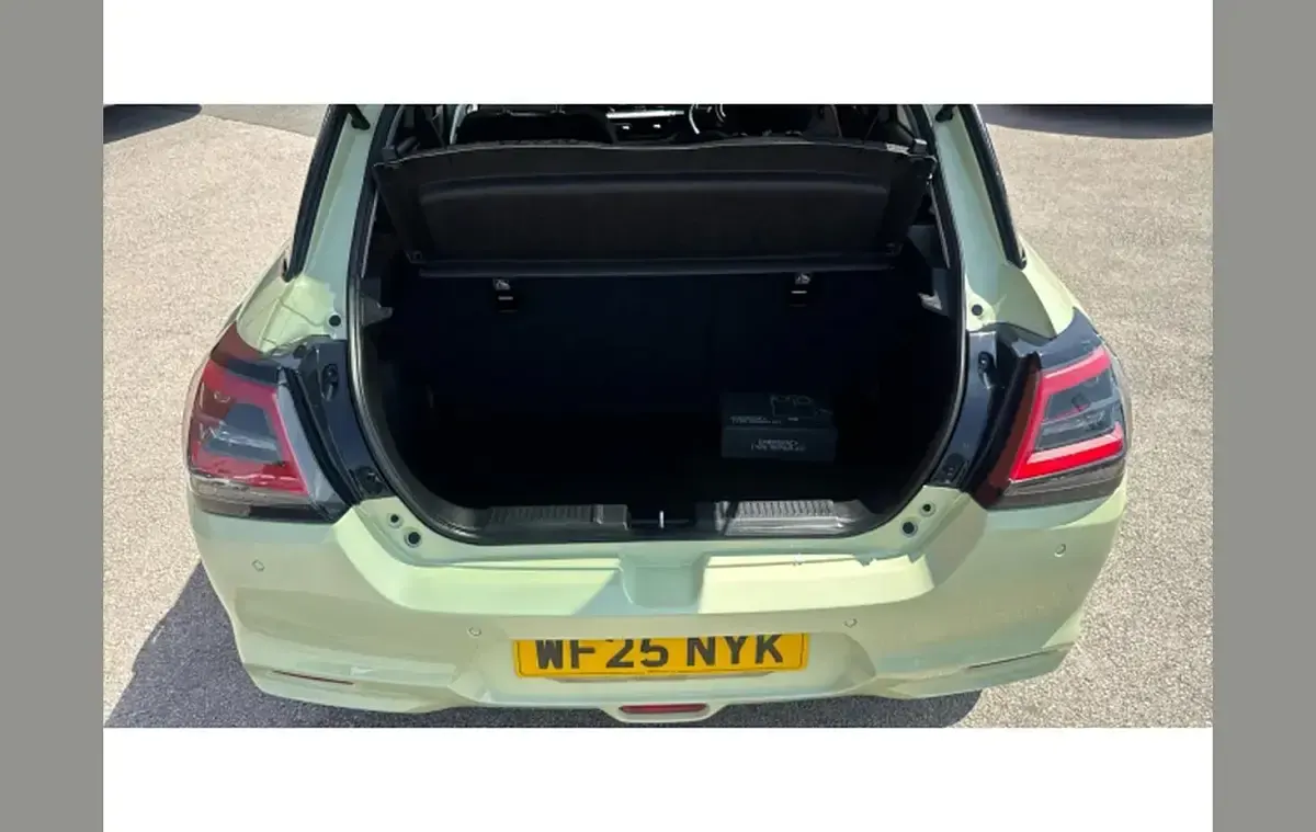 Used Suzuki Swift 80 HP (58 kW) 2025 Yellow Hatchback