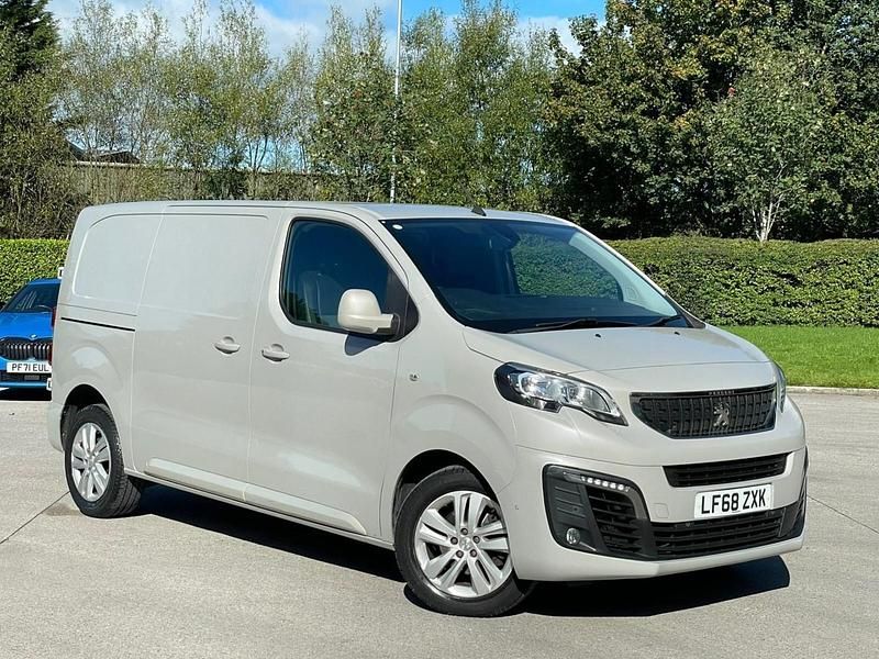 Used Peugeot Expert 2018 Beige Van
