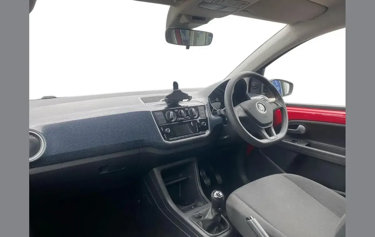 Begagnad VW up! Black Edition 65 HK (47 kW) 2022 Röd Halvkombi