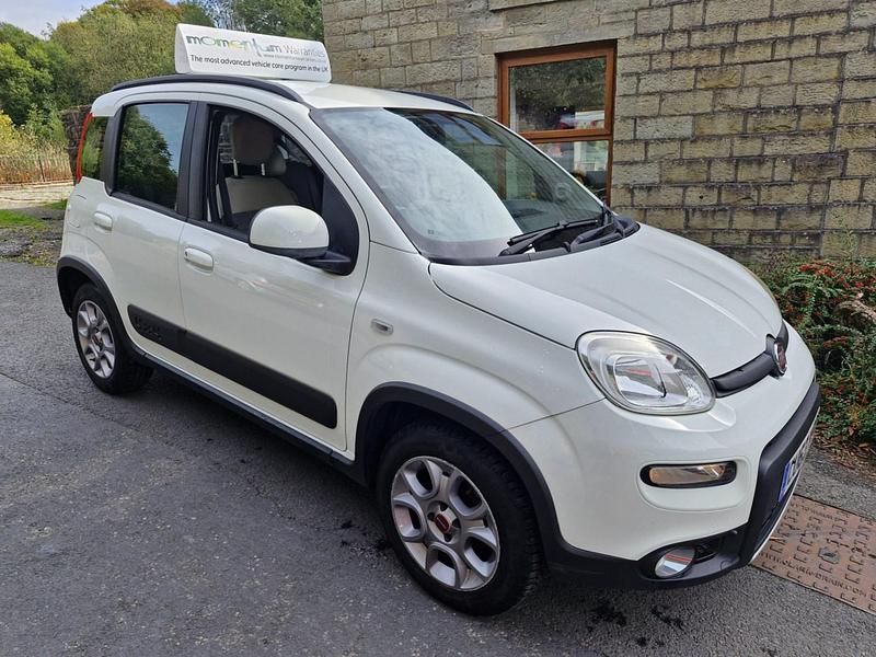 White Used 2013 Fiat Panda 4x4 Hatchback | £4,995 (Good price) - Image 1/4