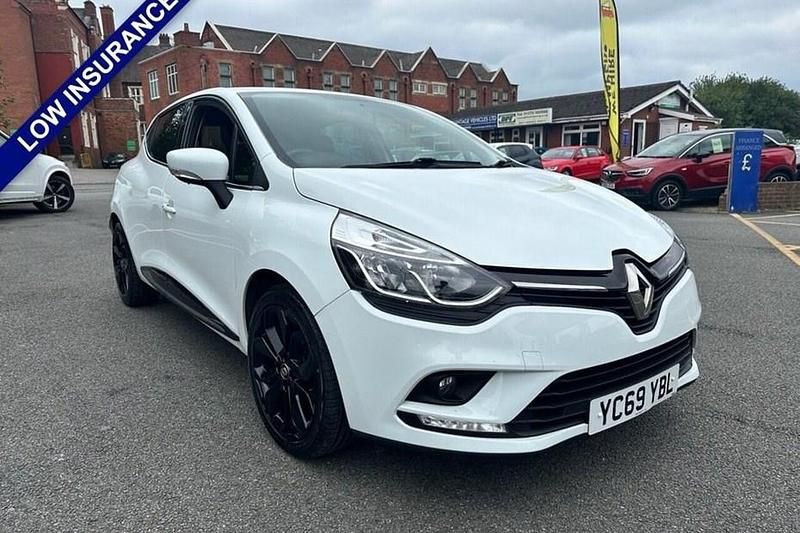 White Used 2019 Renault Clio IV Iconic Hatchback | £8,495 (Fair price) - Image 1/1