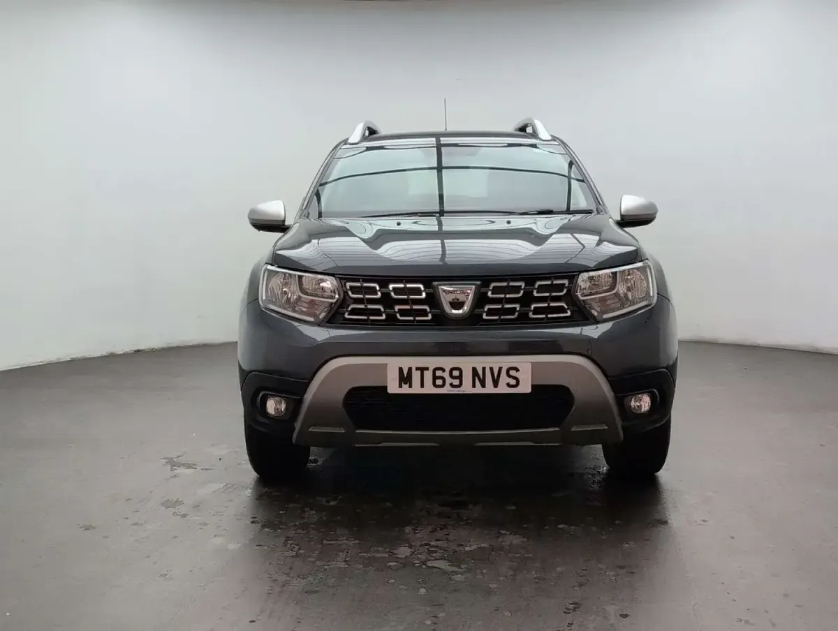 Used Dacia Duster Comfort 100 HP (73 kW) 2019 Grey SUV
