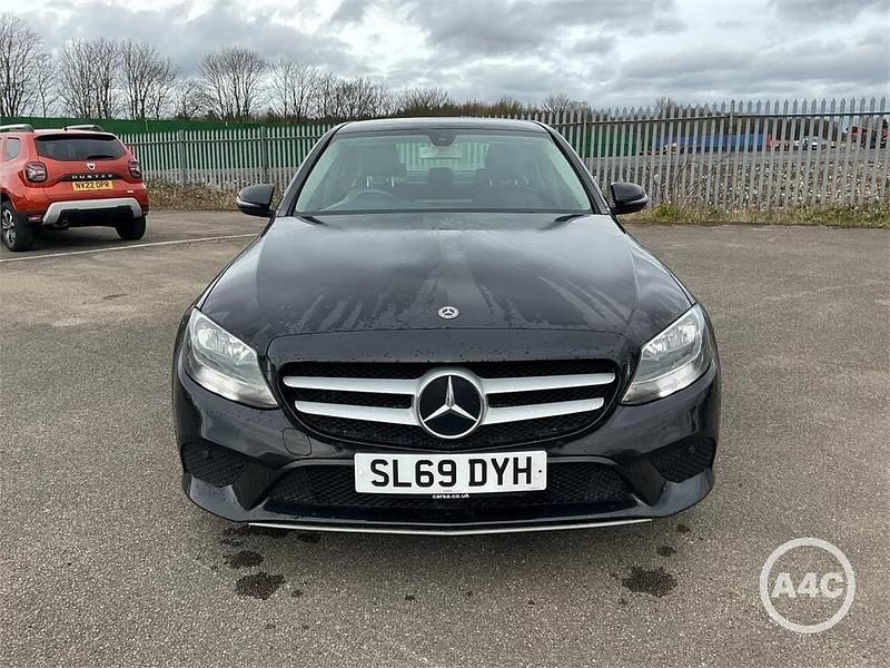 Used Mercedes C200 SE 2019 Black Sedan