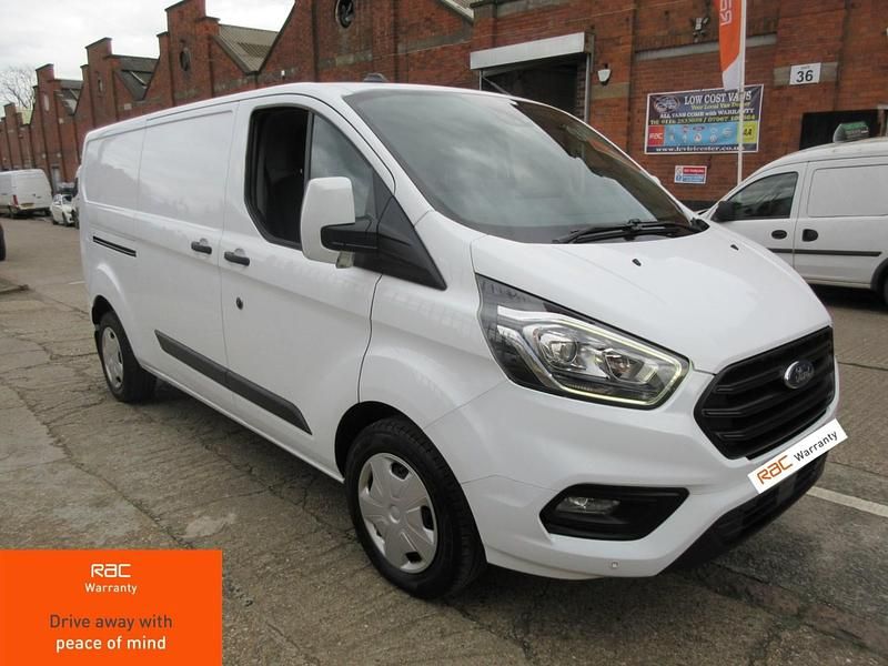 Used Ford Transit Custom Trend 105 HP (77 kW) 2020 White Van