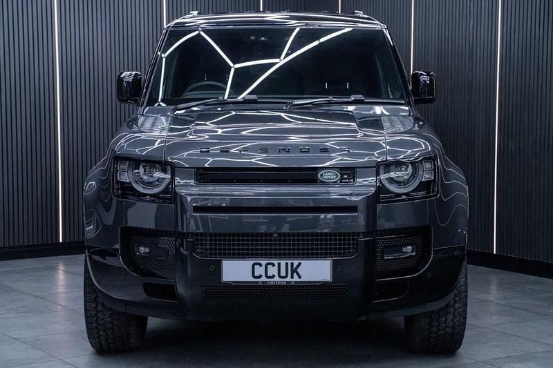 Used Land Rover Defender SE Dynamic 2025 Grey SUV