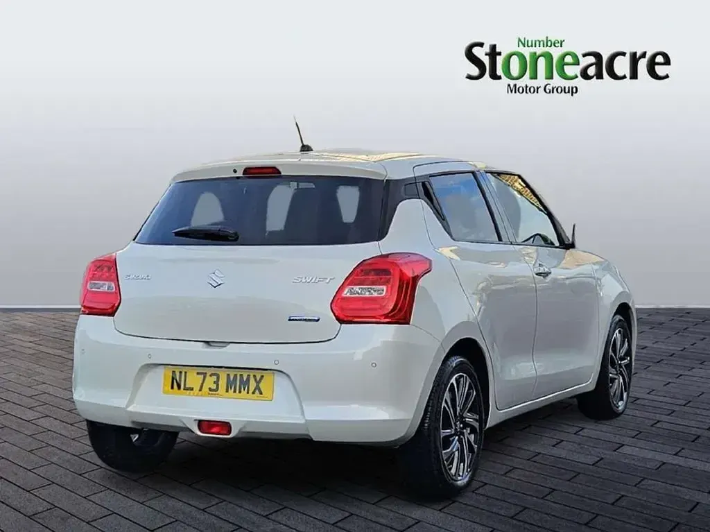 Used Suzuki Swift SZ5 81 HP (59 kW) 2023 White Hatchback