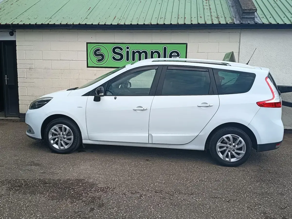 Used Renault Grand Scénic LIMITED 2015 White MPV