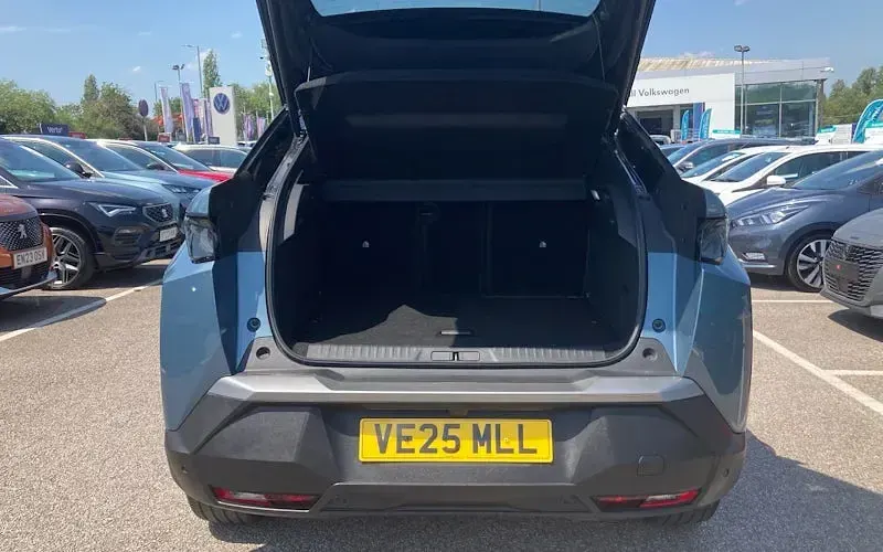 Used Peugeot 3008 GTi 136 HP (100 kW) 2025 Blue SUV