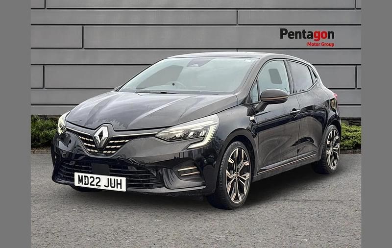 Used Renault Clio V SE 138 HP (101 kW) 2022 Black Hatchback