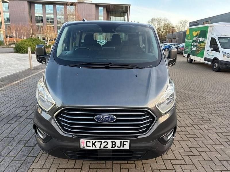 Used Ford Tourneo Custom Titanium 130 HP (95 kW) 2022 Grey Van