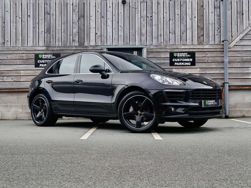 Black Used 2017 Porsche Macan S SUV | £25,995 (Good price) - Image 1/3