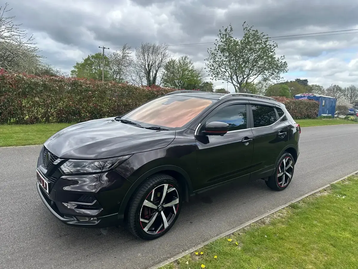 Used Nissan Qashqai Tekna+ 140 HP (102 kW) 2018 Black SUV