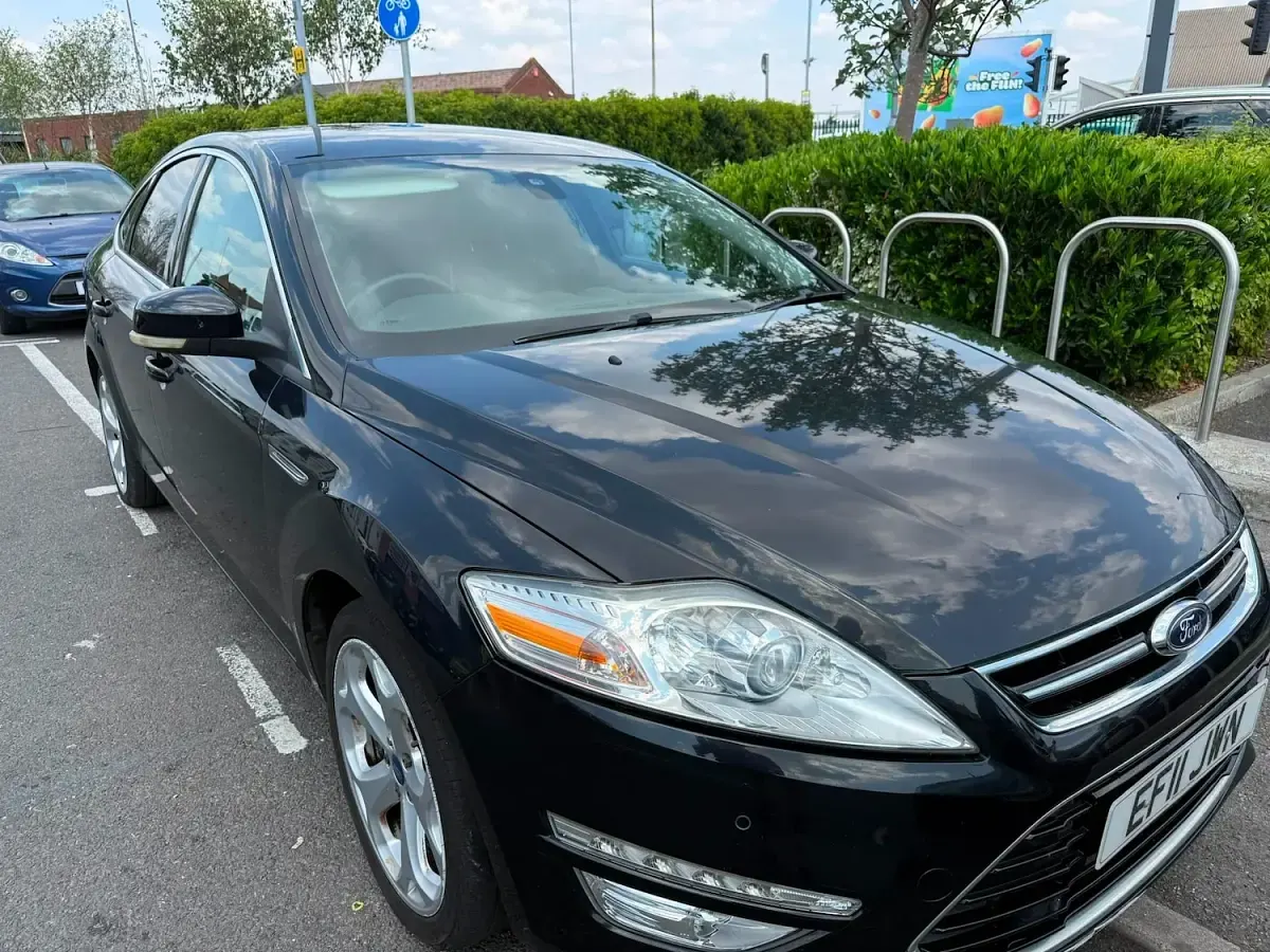 Used Ford Mondeo Titanium X 163 HP (119 kW) 2011 Black Hatchback