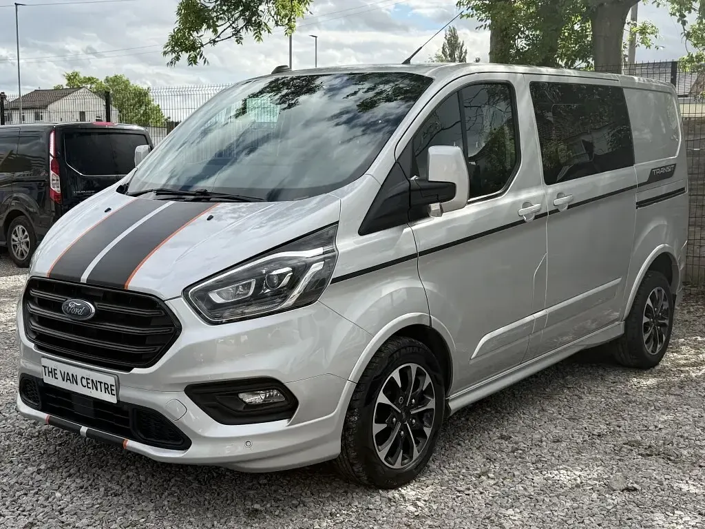 Used Ford Transit Custom Sport 185 HP (136 kW) 2020 Silver Van