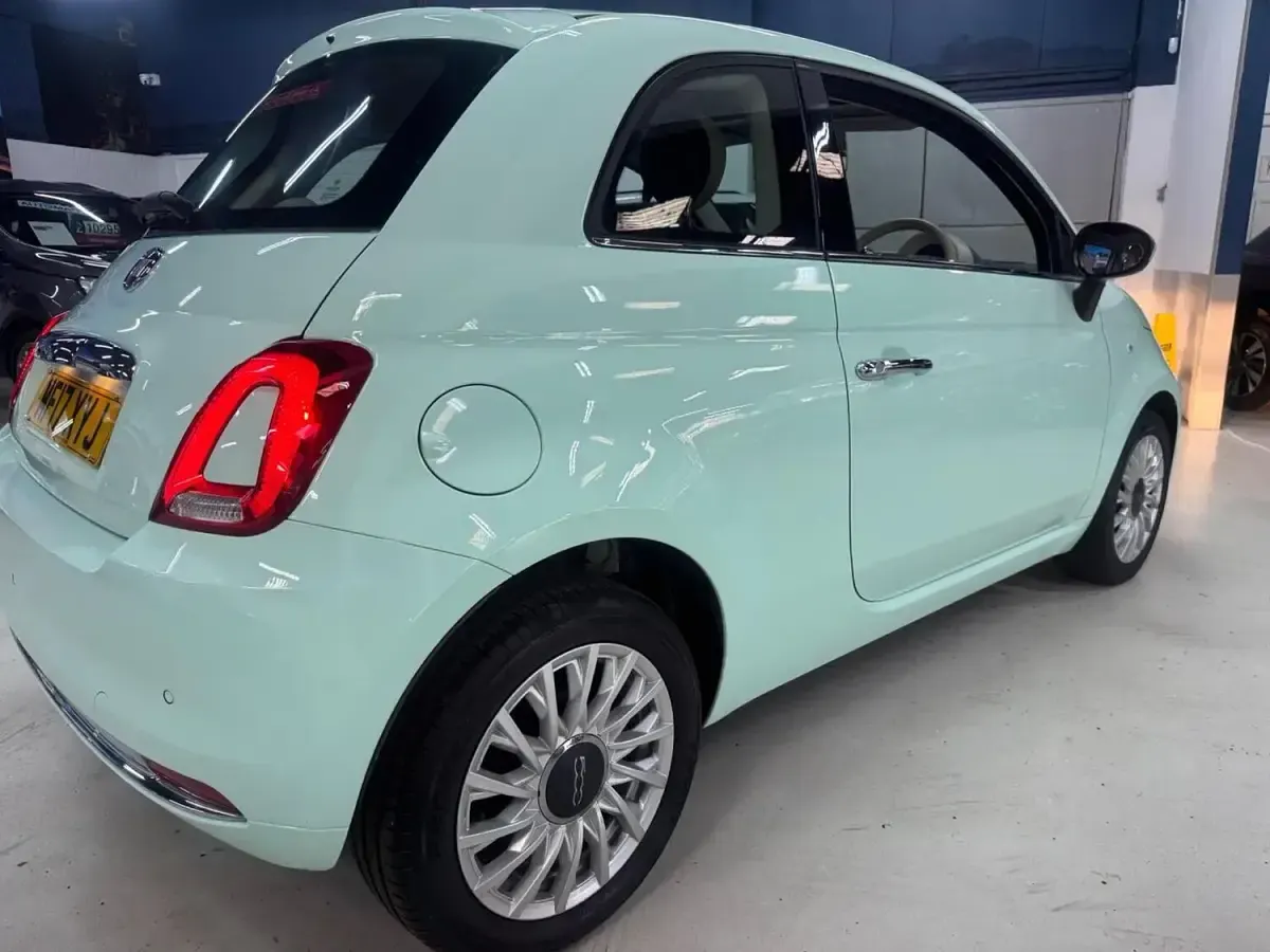 Used Fiat 500 Lounge 69 HP (50 kW) 2017 Green Hatchback