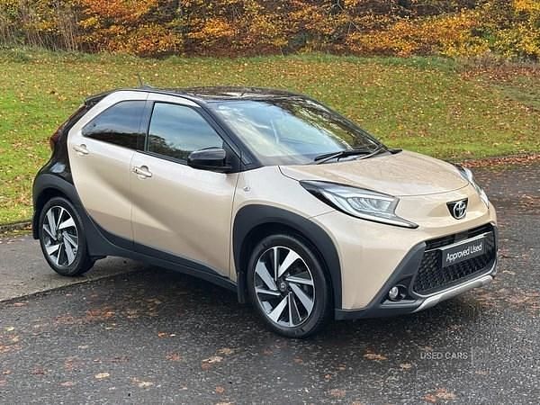 Beige Used 2022 Toyota Aygo X SUV | £14,495 - Image 1/4
