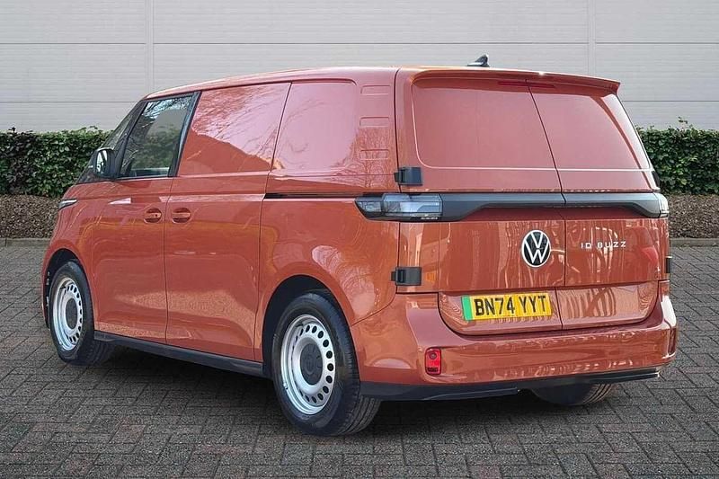 Used VW ID. Buzz 150 kW (204 HP) 2024 Orange MPV