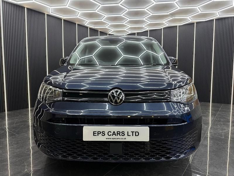 Used VW Caddy Pro 116 HP (85 kW) 2025 Blue MPV