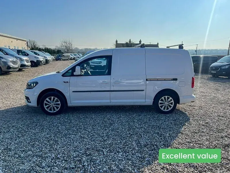 Usado VW Caddy Maxi Highline 102 HP (75 kW) 2018 Branco Monovolume