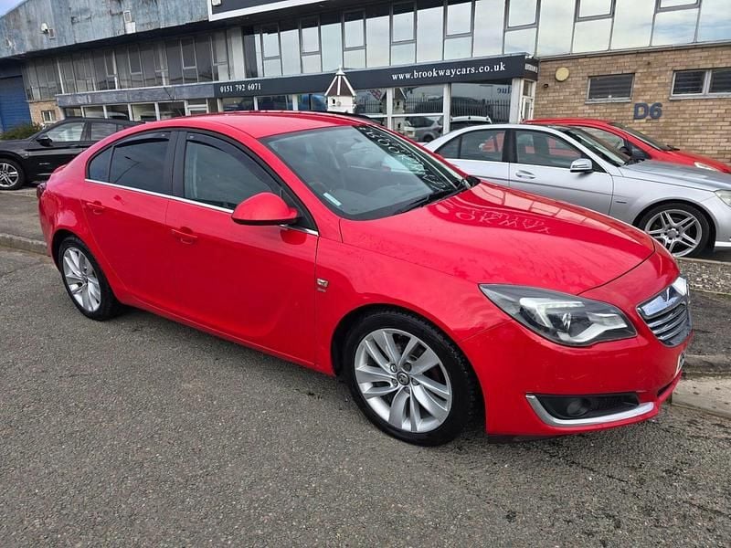 Used Vauxhall Insignia SRi 163 HP (119 kW) 2014 Red Hatchback