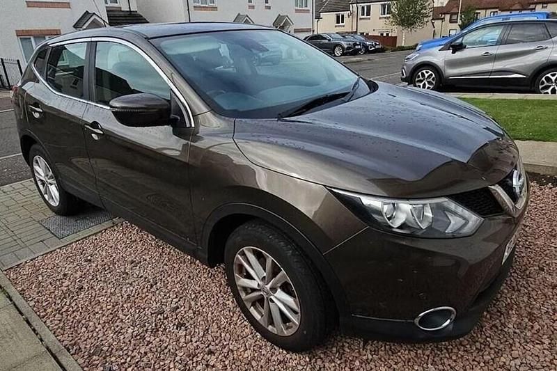 Used 2015 Nissan Qashqai Acenta SUV | £8,488 (Super price) - Image 1/1