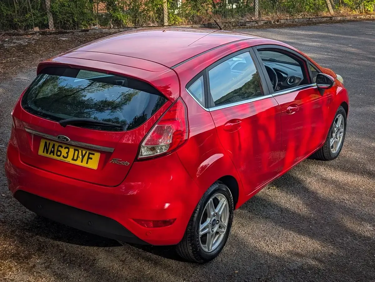 Used Ford Fiesta Zetec 2013 Red Hatchback
