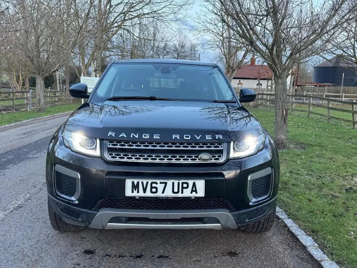 Usado Land Rover Range Rover evoque SE 150 HP (110 kW) 2017 Preto SUV