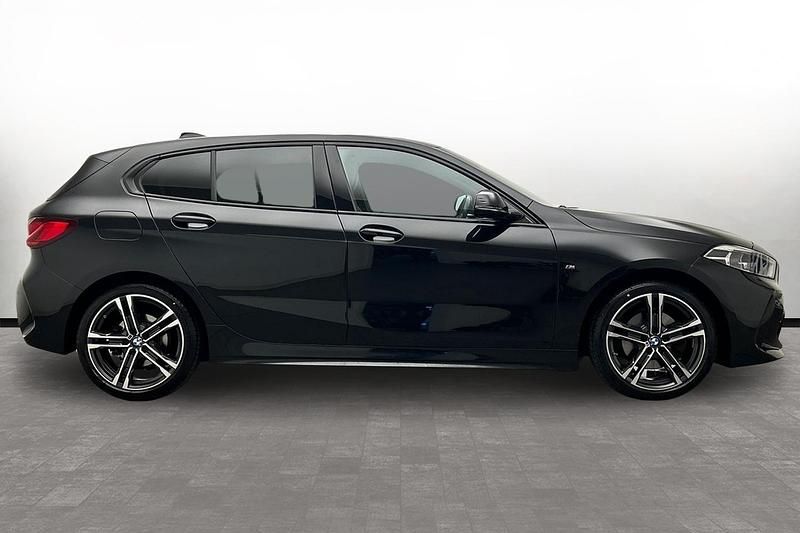 Used BMW 118 M Sport 134 HP (98 kW) 2023 Black Hatchback