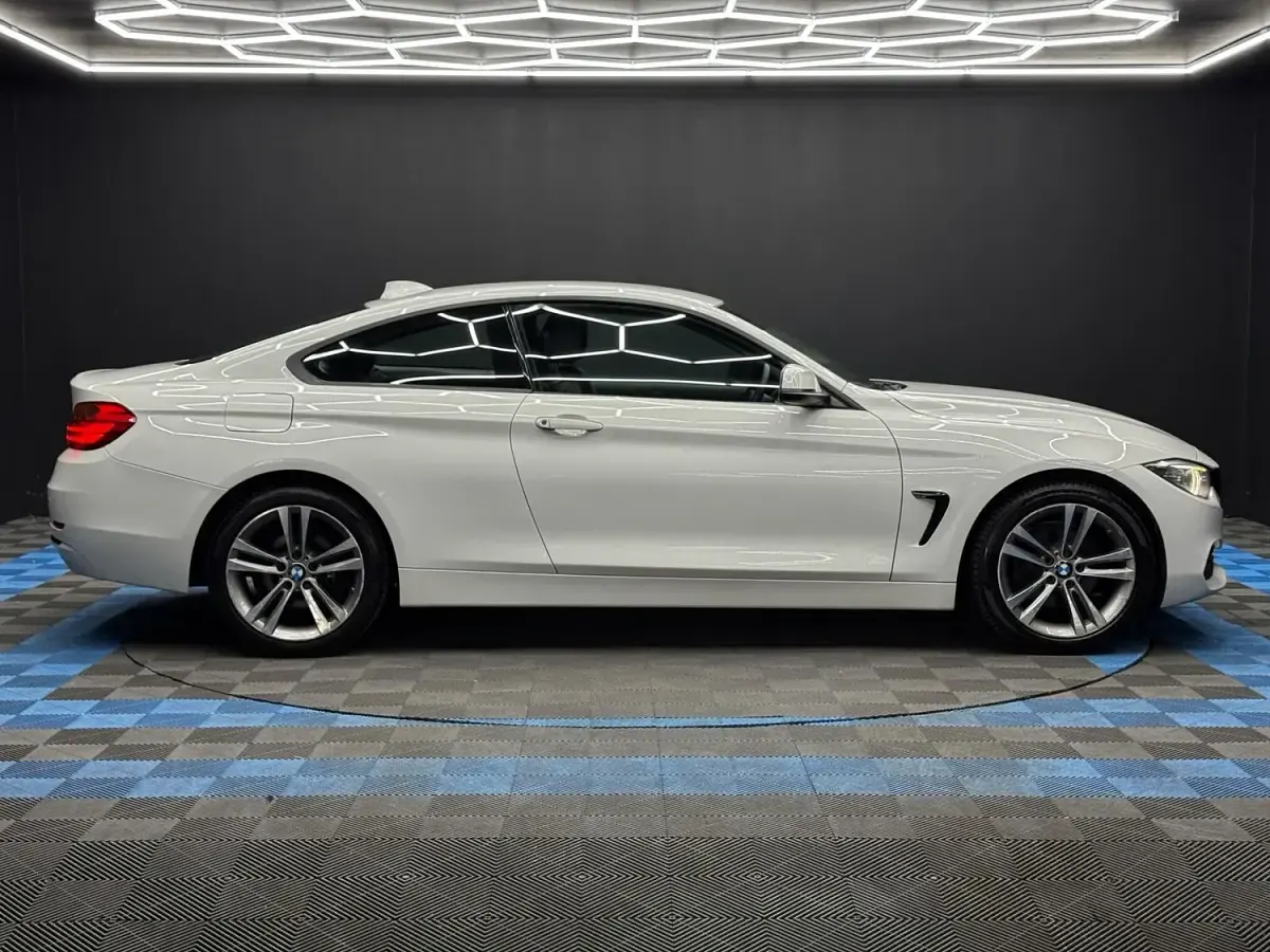 Used BMW 420 Coupé Sport Line 2016 White Coupe