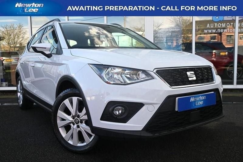 Used Seat Arona SE Technology 95 HP (69 kW) 2021 White SUV