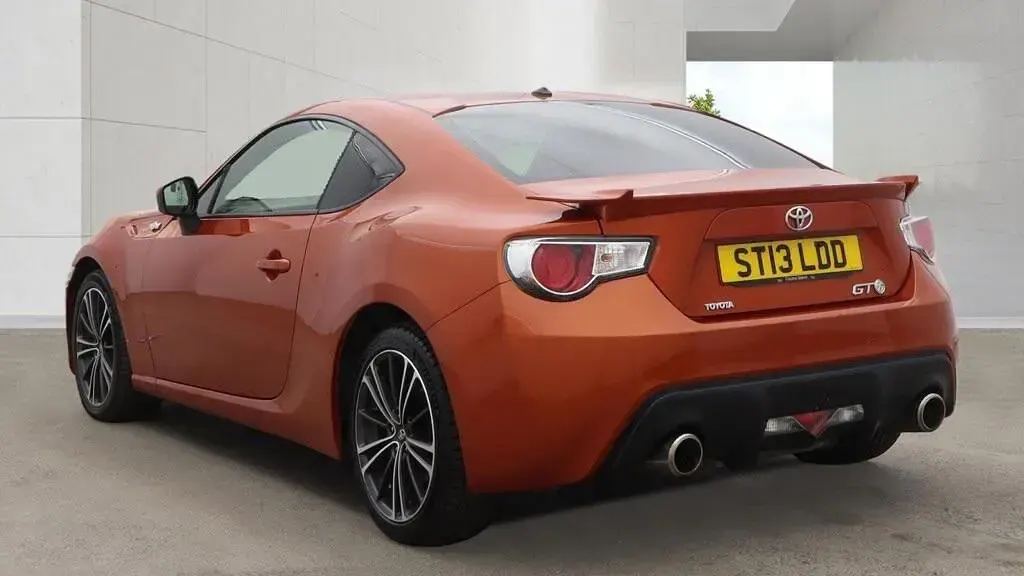 Used Toyota GT86 GT 2013 Orange Coupe