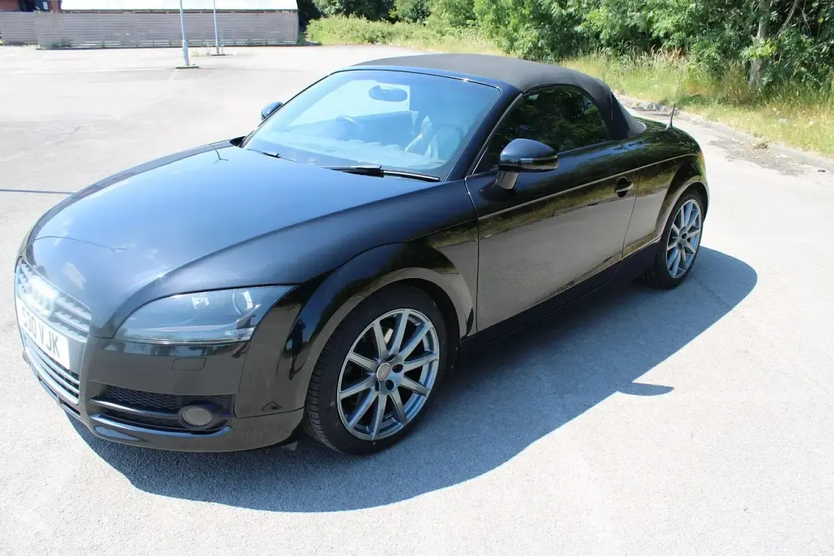 Used Audi TT Roadster Performance 200 HP (147 kW) 2009 Black Cabriolet
