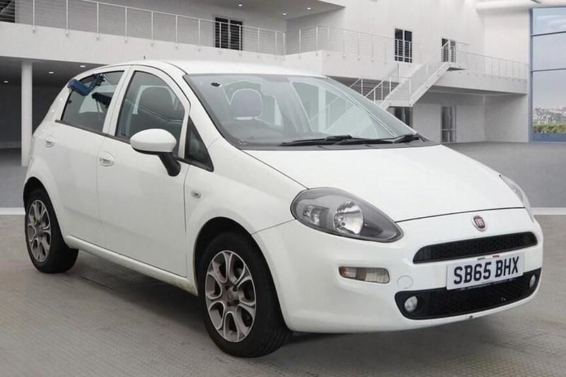 Used 2016 Fiat Punto Easy Plus | £3,490 (Good price) - Image 1/1