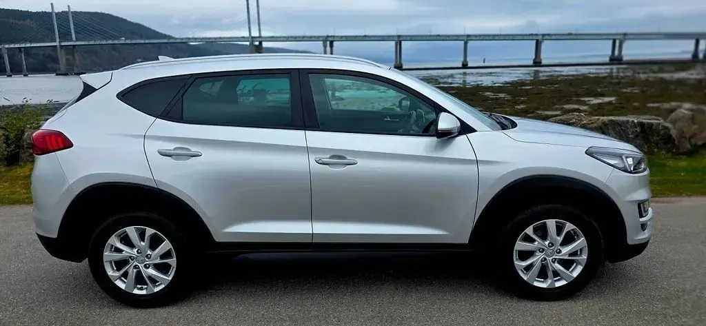 Used Hyundai Tucson SE 136 HP (100 kW) 2018 Silver SUV