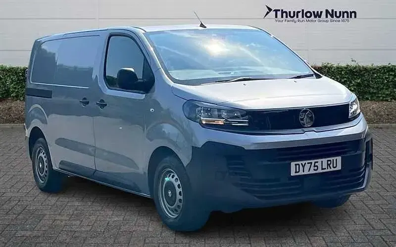 Used Vauxhall Vivaro S 120 HP (88 kW) 2025 MPV