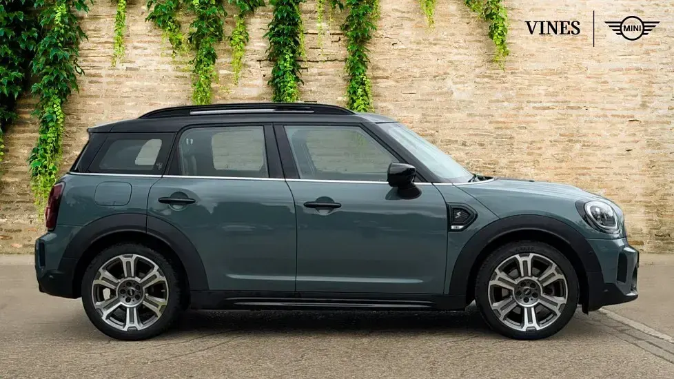 Used Mini Cooper S Countryman Exclusive 176 HP (129 kW) 2024 Green SUV