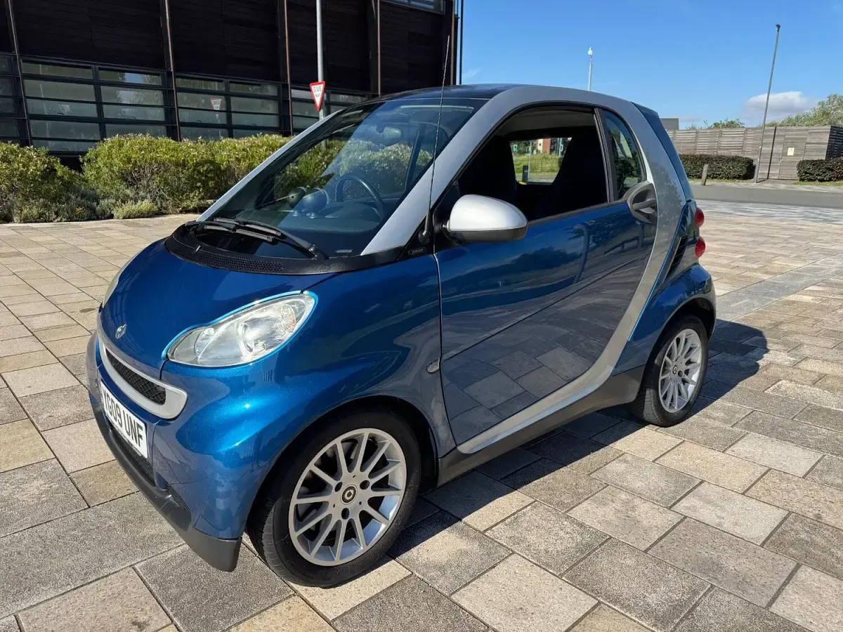 Used Smart ForTwo Coupé Passion 2009 Silver Coupe