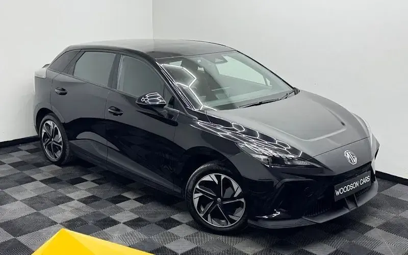 Used MG MG4 EV SE 150 kW (204 HP) 2024 Hatchback